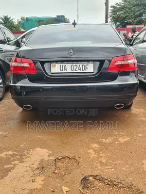Mercedes-Benz E300 2011 Black