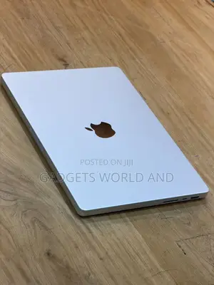 New Apple MacBook Pro 2023 M3 Pro 14-inch 18GB Apple M3 Pro SSD 512GB