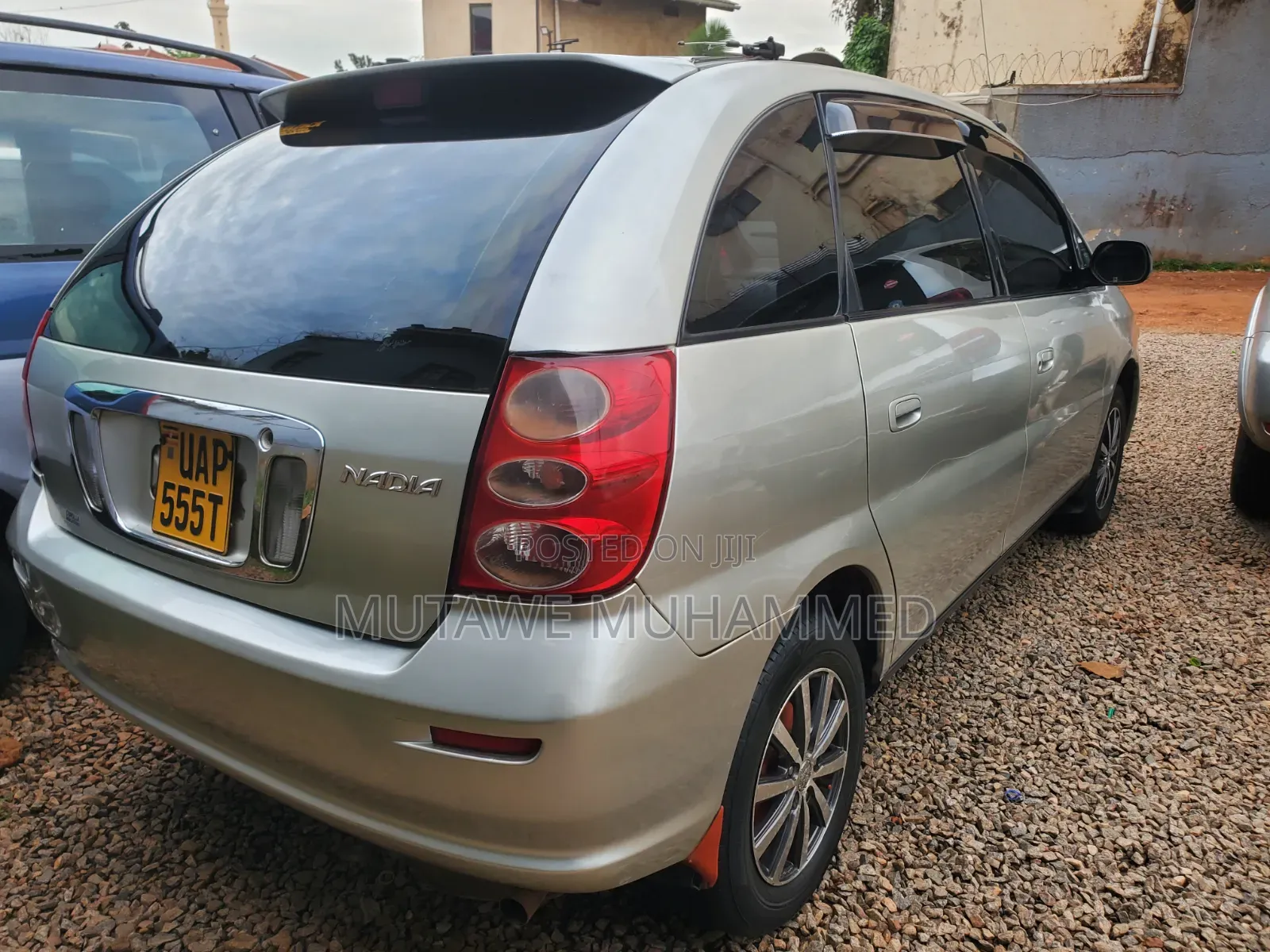 Toyota Nadia 2001 Silver