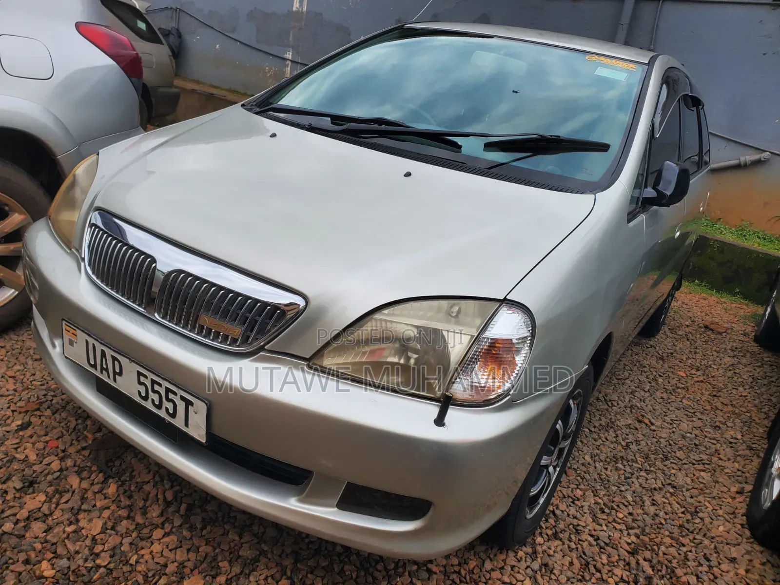 Toyota Nadia 2001 Silver