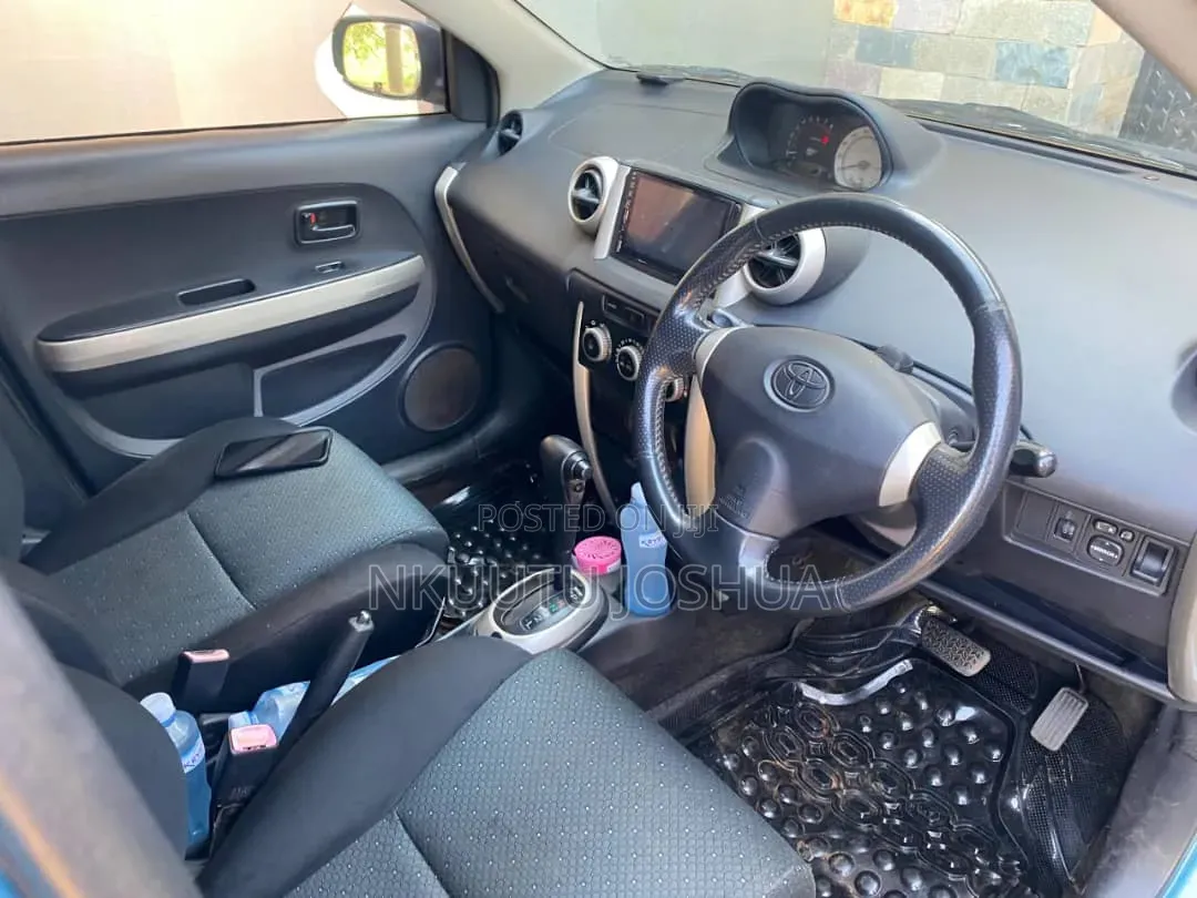 Toyota IST 2006 Blue