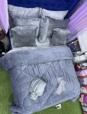 Ten Pieces Coral Bedcover Gray