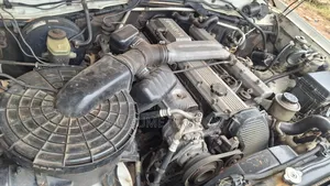 Toyota Land Cruiser 2001 White