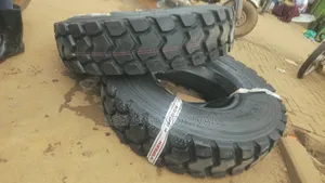 1200r20 Kapsen Truck Tyres for Behind Mudgrip Tyres