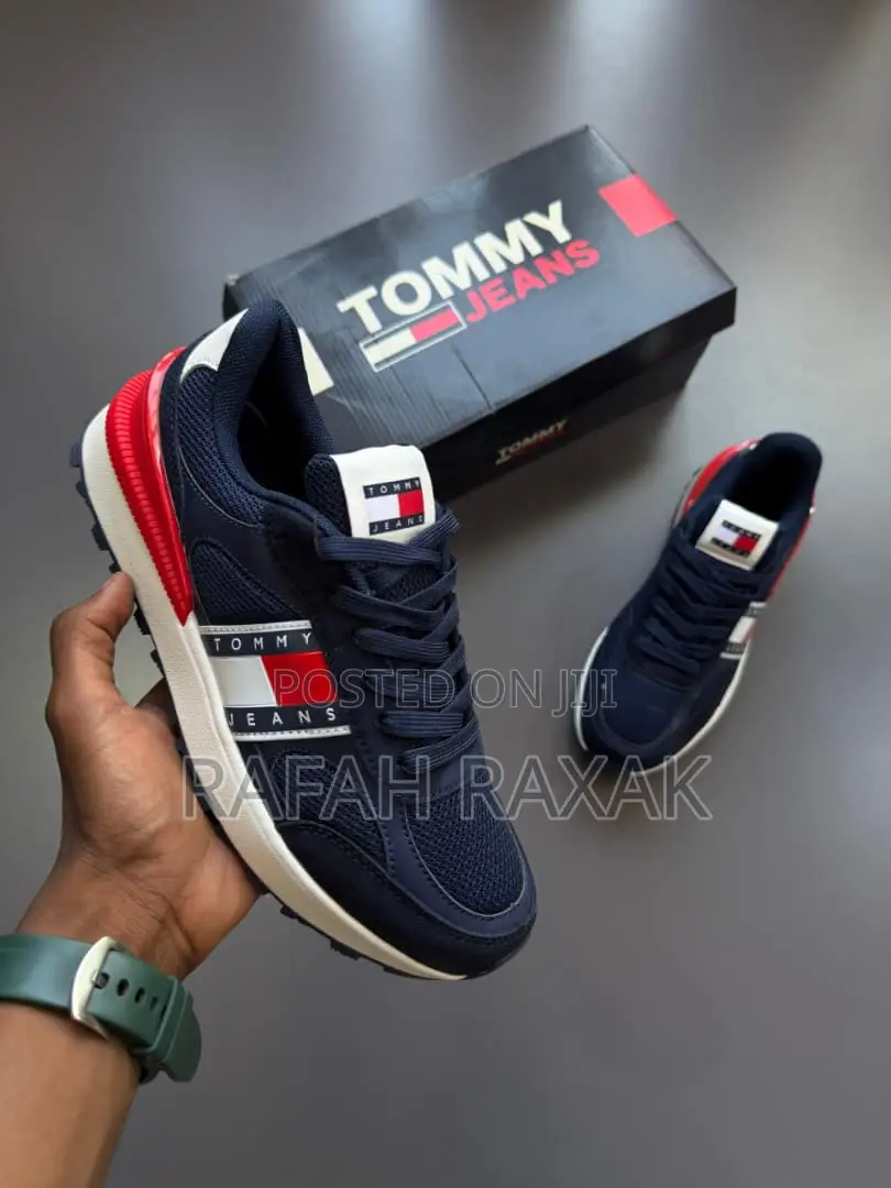 Navy Blue Tommy Hilfiger Men’S Sneakers