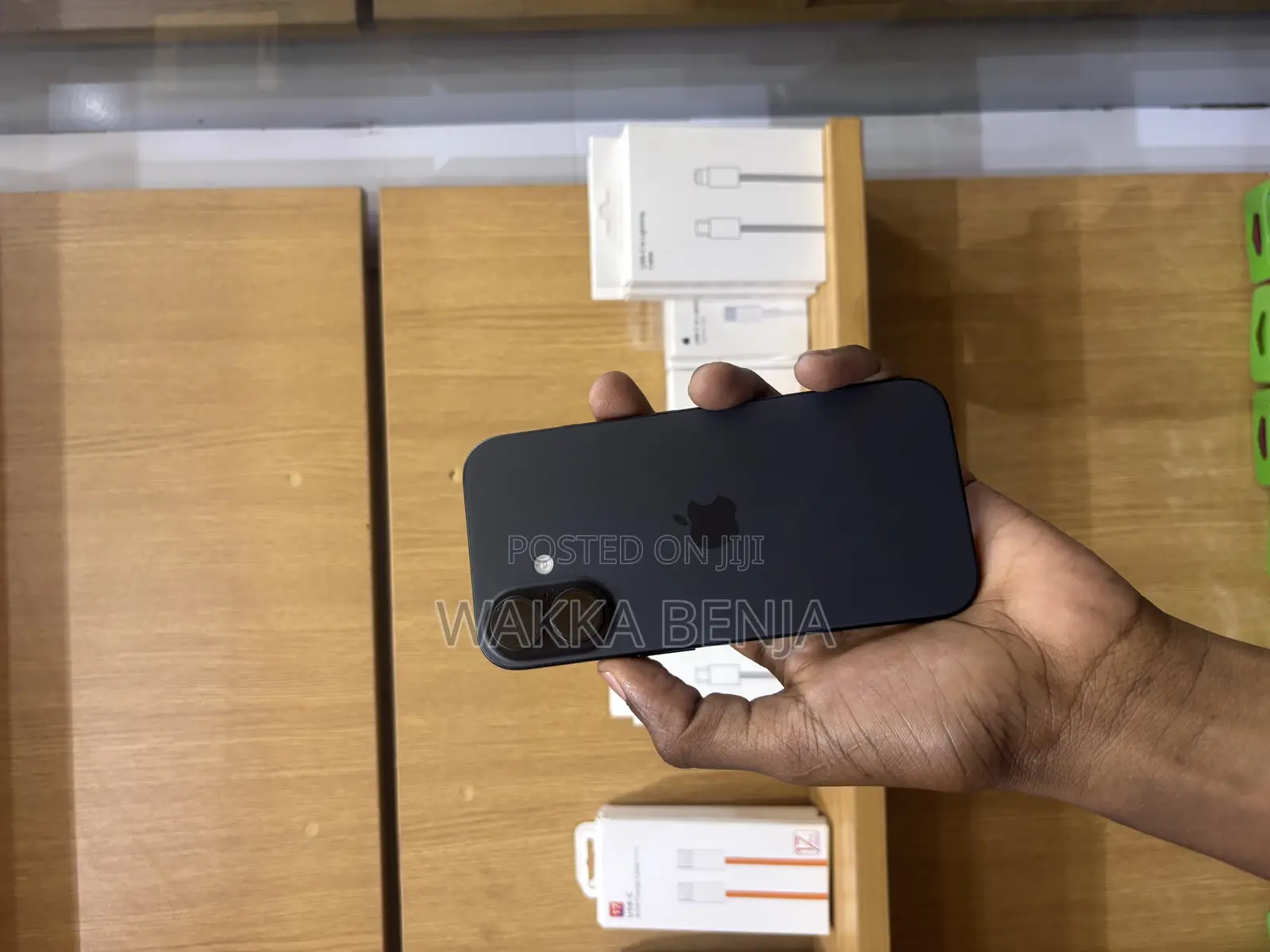 Apple iPhone 16 128 GB Black