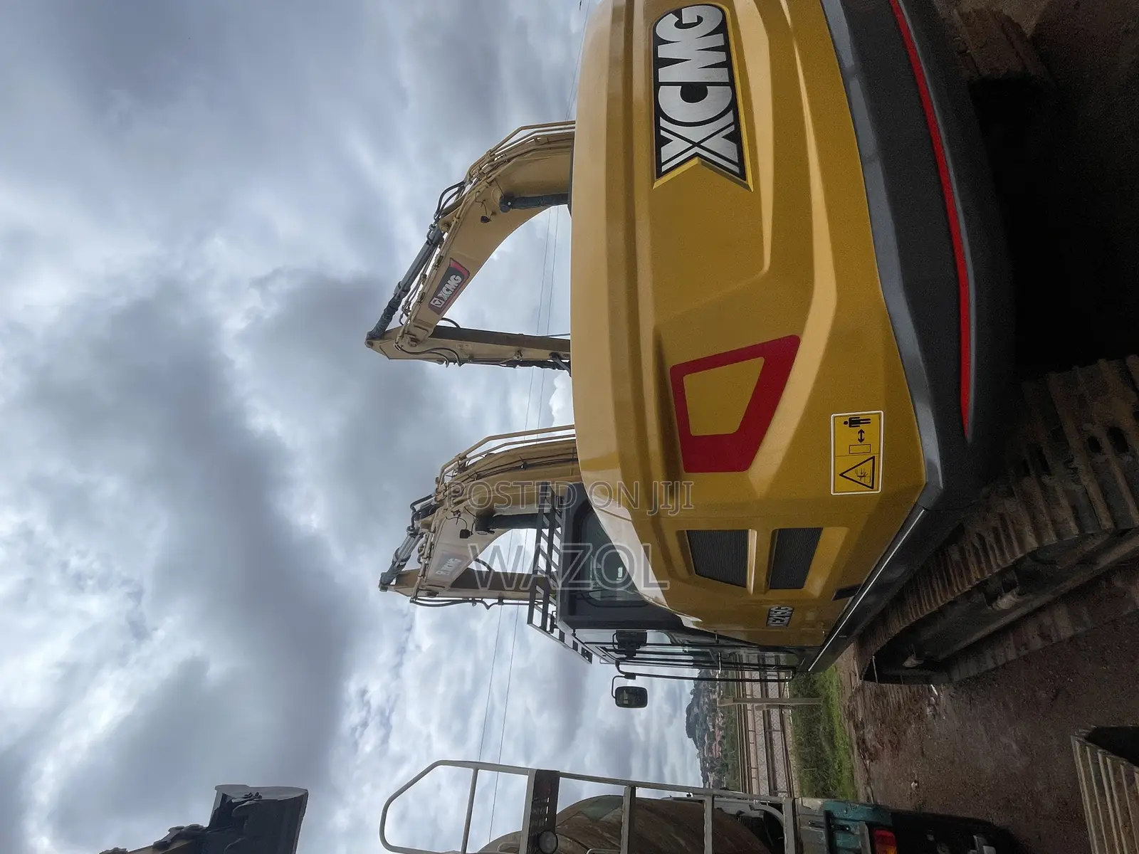 Excavator Machine Available