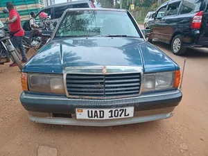 Mercedes-Benz 190E 1994 Blue