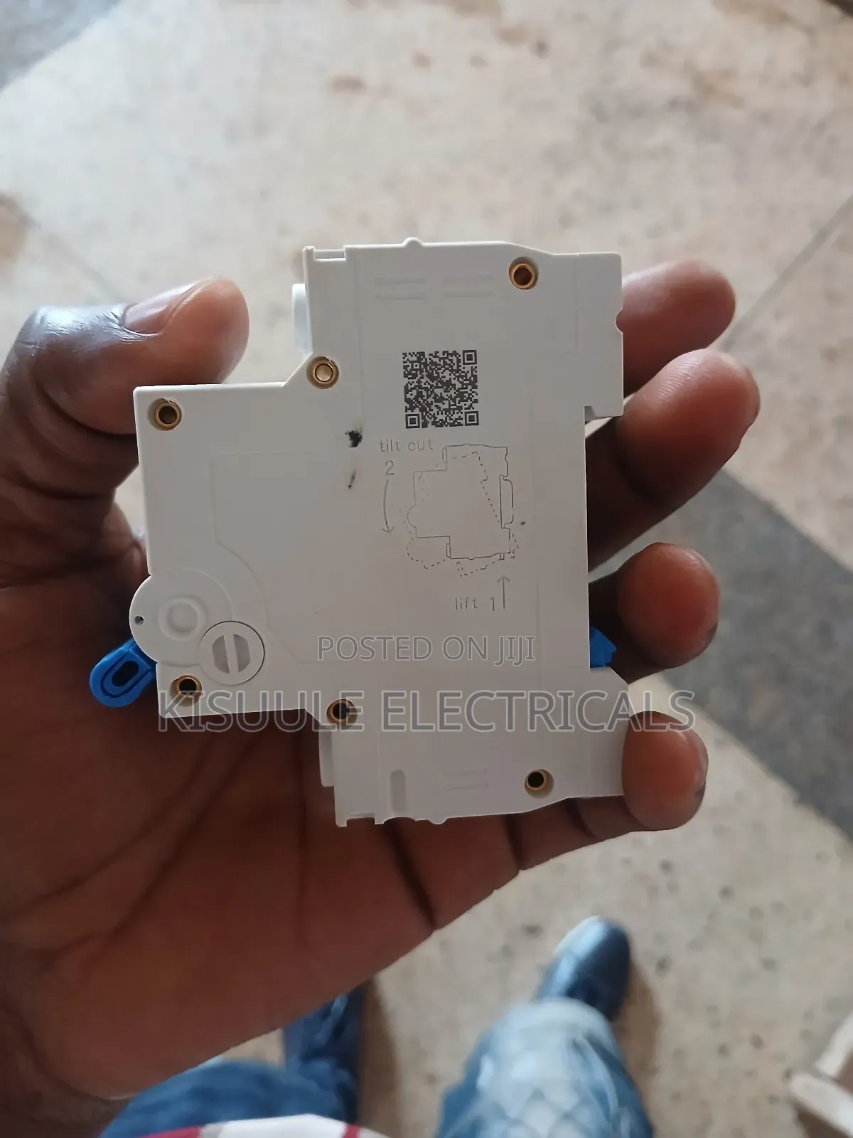 Dc Breakers 32a 2pole, 125a, 63a