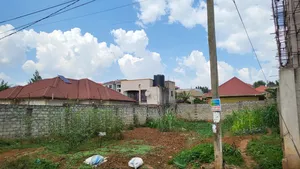Land for 50x100ft in Kyanja-Kungu