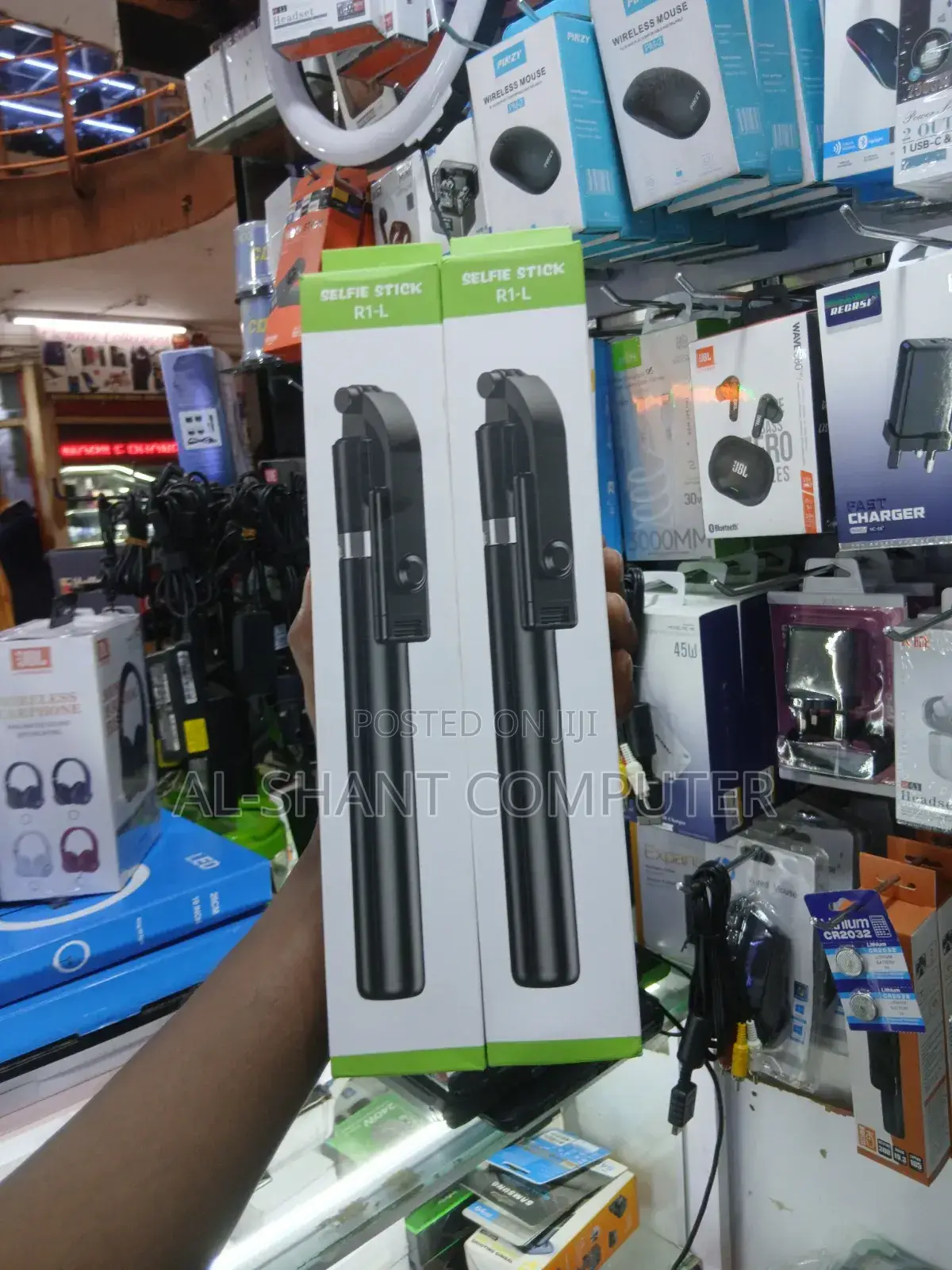 R1-L Selfie Stick/Tripod Stand