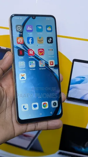 Realme C61 128 GB Yellow