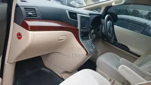 Toyota Alphard 2010 Black