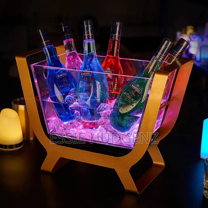 Ice Bucket(Changes Color,Battery Powered)