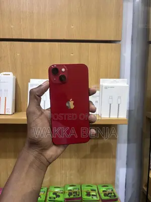 Apple iPhone 13 128 GB Red