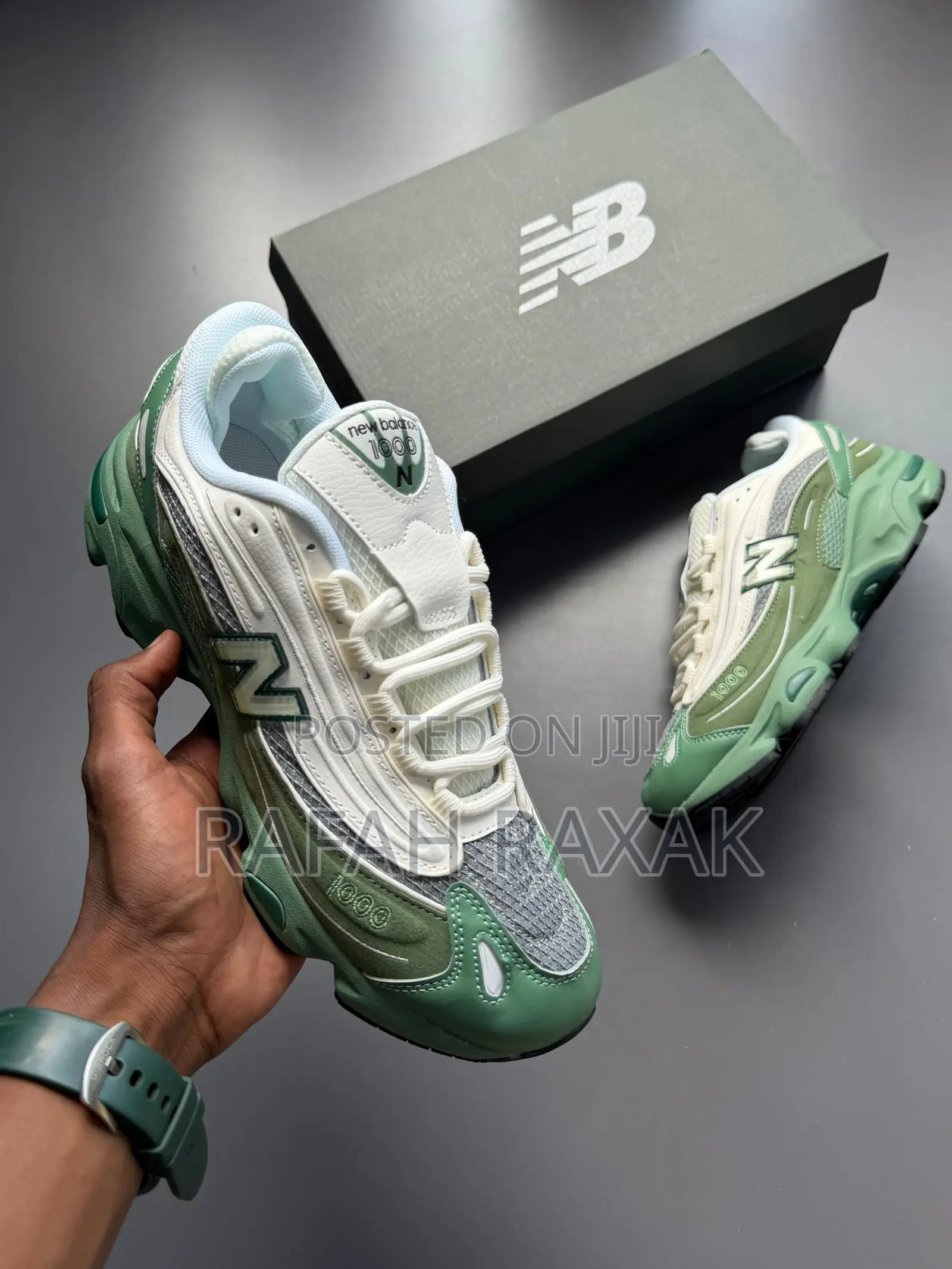 Mallard Green New Balance 1000 Unisex Sneakers