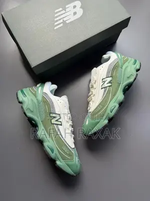 Mallard Green New Balance 1000 Unisex Sneakers