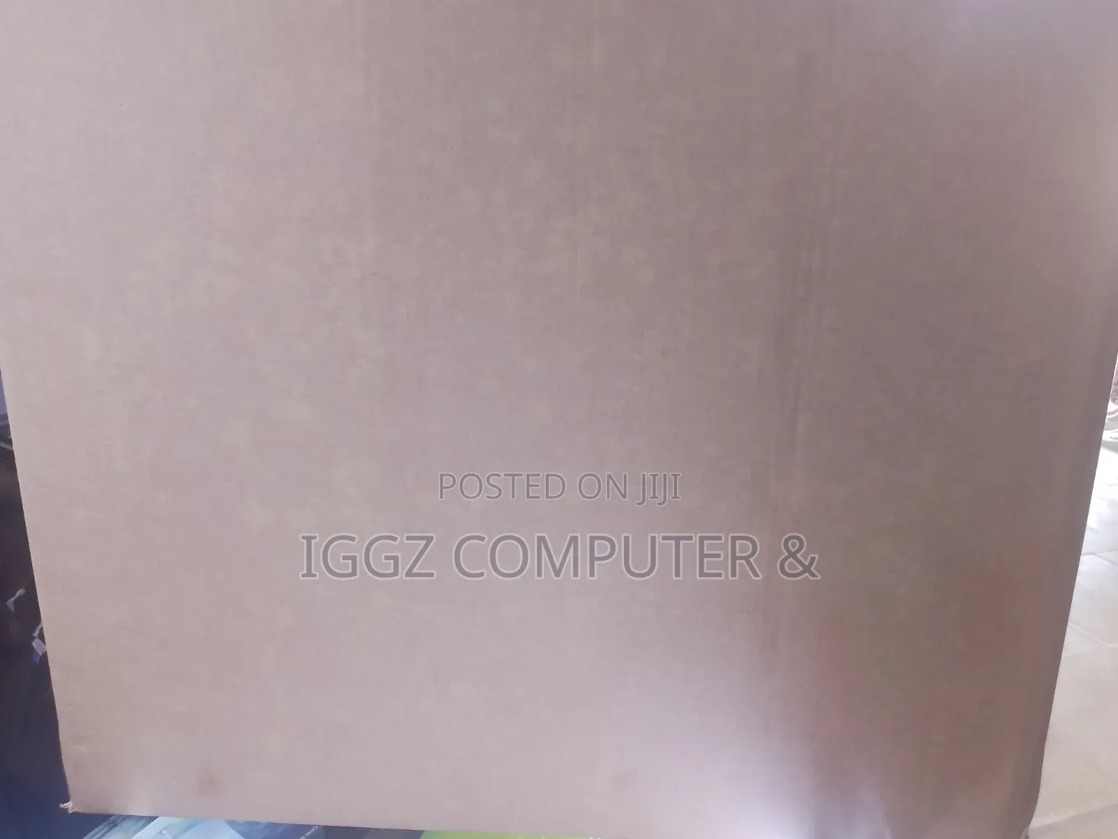 Desktop Computer HP 200 G4 22 All-in-One 8GB Intel Core i5 SSD 512GB