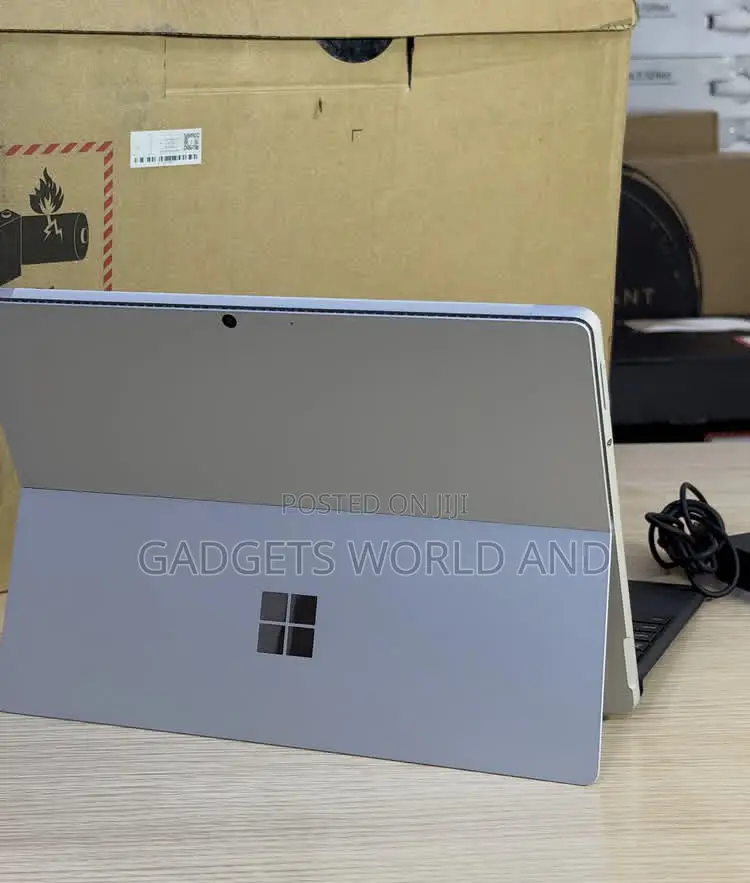 Laptop Microsoft Surface Pro 8 16GB Intel Core i5 SSD 512GB