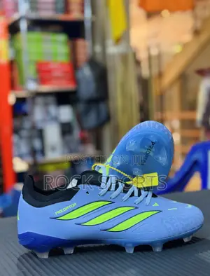 Soccer Playing Shoes Predator (For Adults)