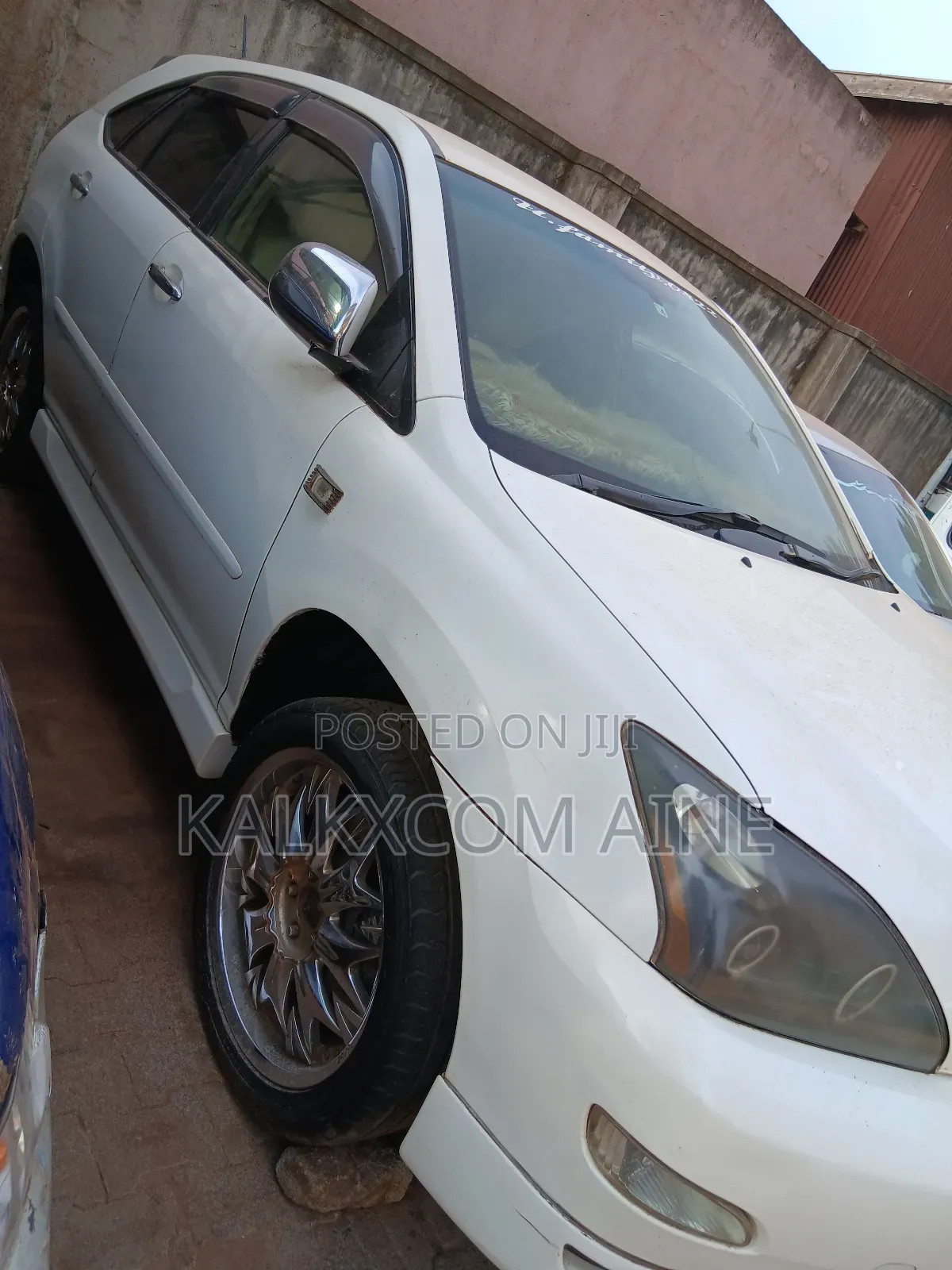 Toyota Harrier 2005 White