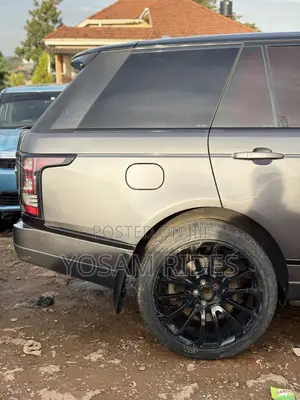 Land Rover Range Rover Vogue 2016 Gray