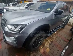 Isuzu D-MAX 2021 Silver