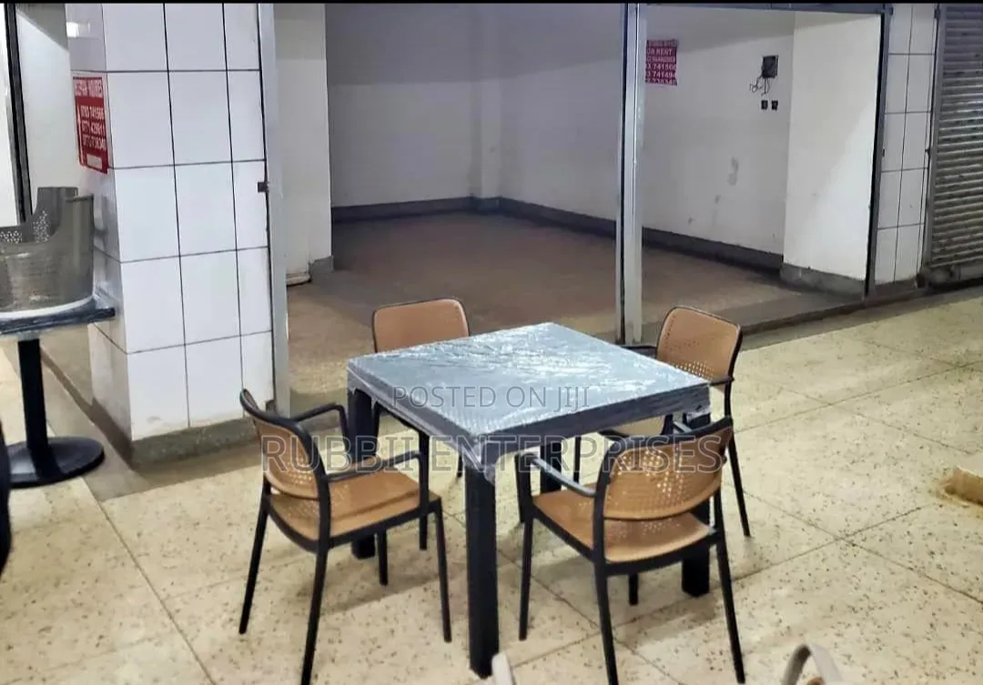 Black Plastic Table + 4 Chairs ~ Black/Brown