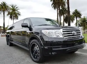 Executive Landcruiser Limousine Available For Hire