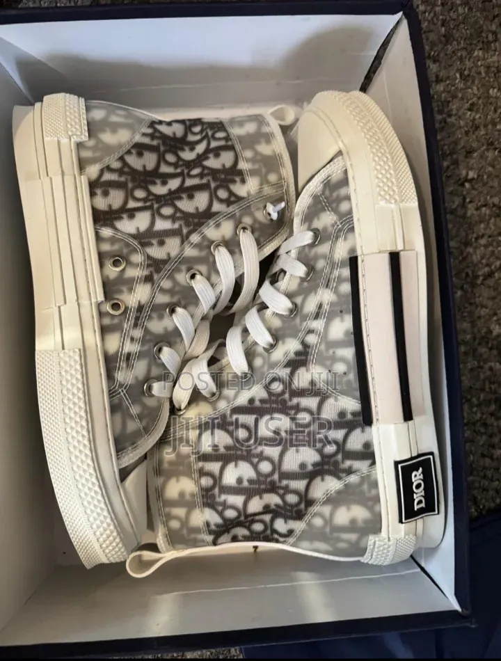 Original Christian Dior B23 High-top Sneakers