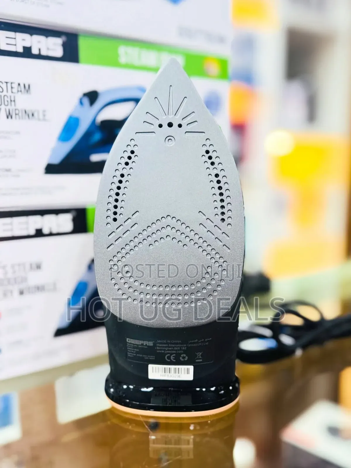 Geepas Electric Steam Iron