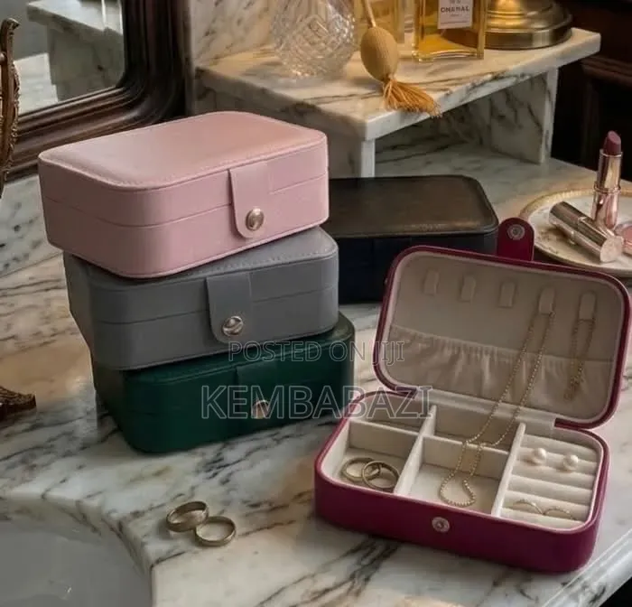 16*11*5.5cm Portable Jewelry Organizer