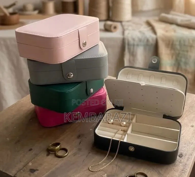 16*11*5.5cm Portable Jewelry Organizer