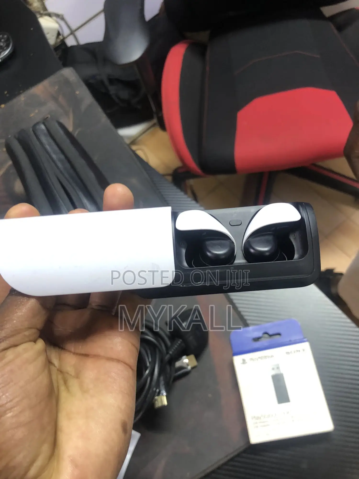 Ps Link and Ps5 Earbuds