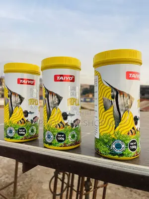 High Nutrition Flakes Fish Feeds
