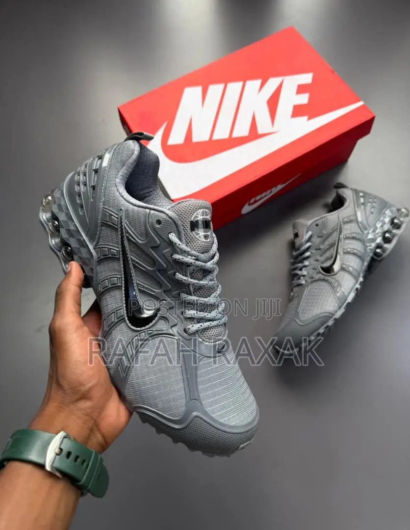 Total Level Nike Shox Sneakers