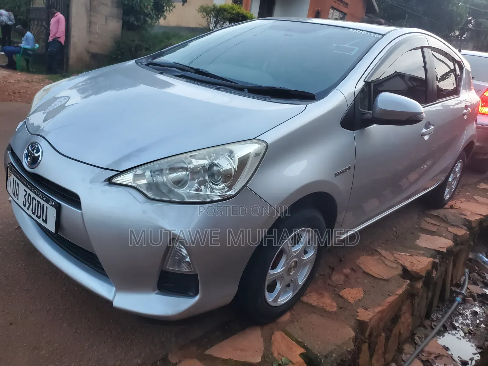 Toyota Aqua 2012 Silver