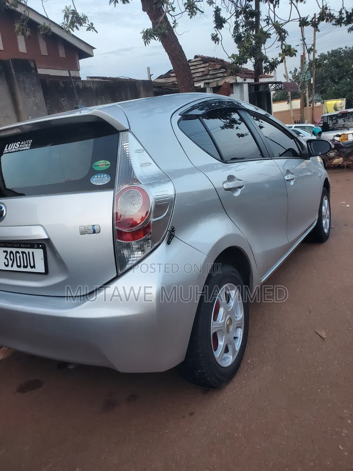 Toyota Aqua 2012 Silver