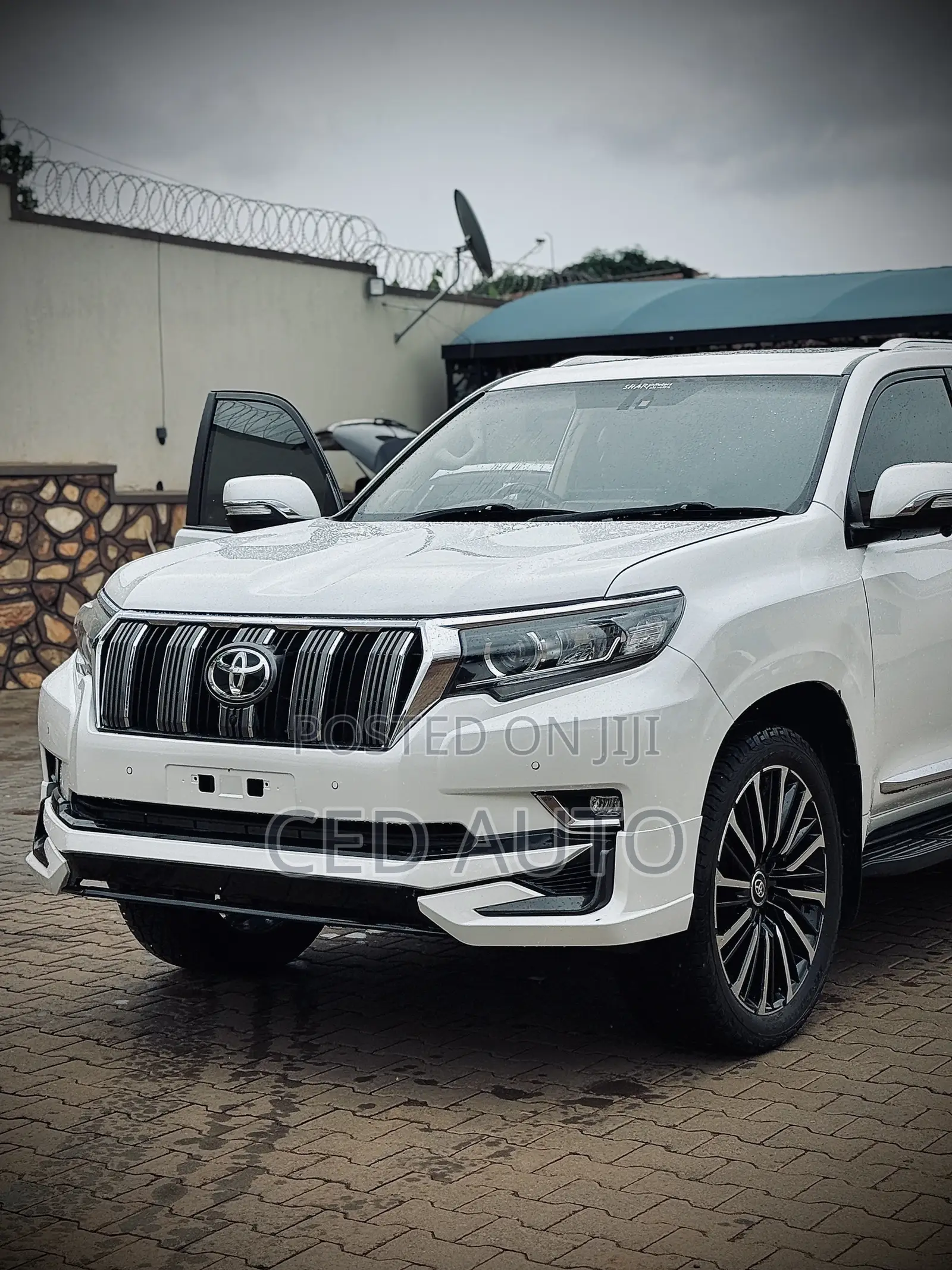 Toyota Land Cruiser Prado 2020 White