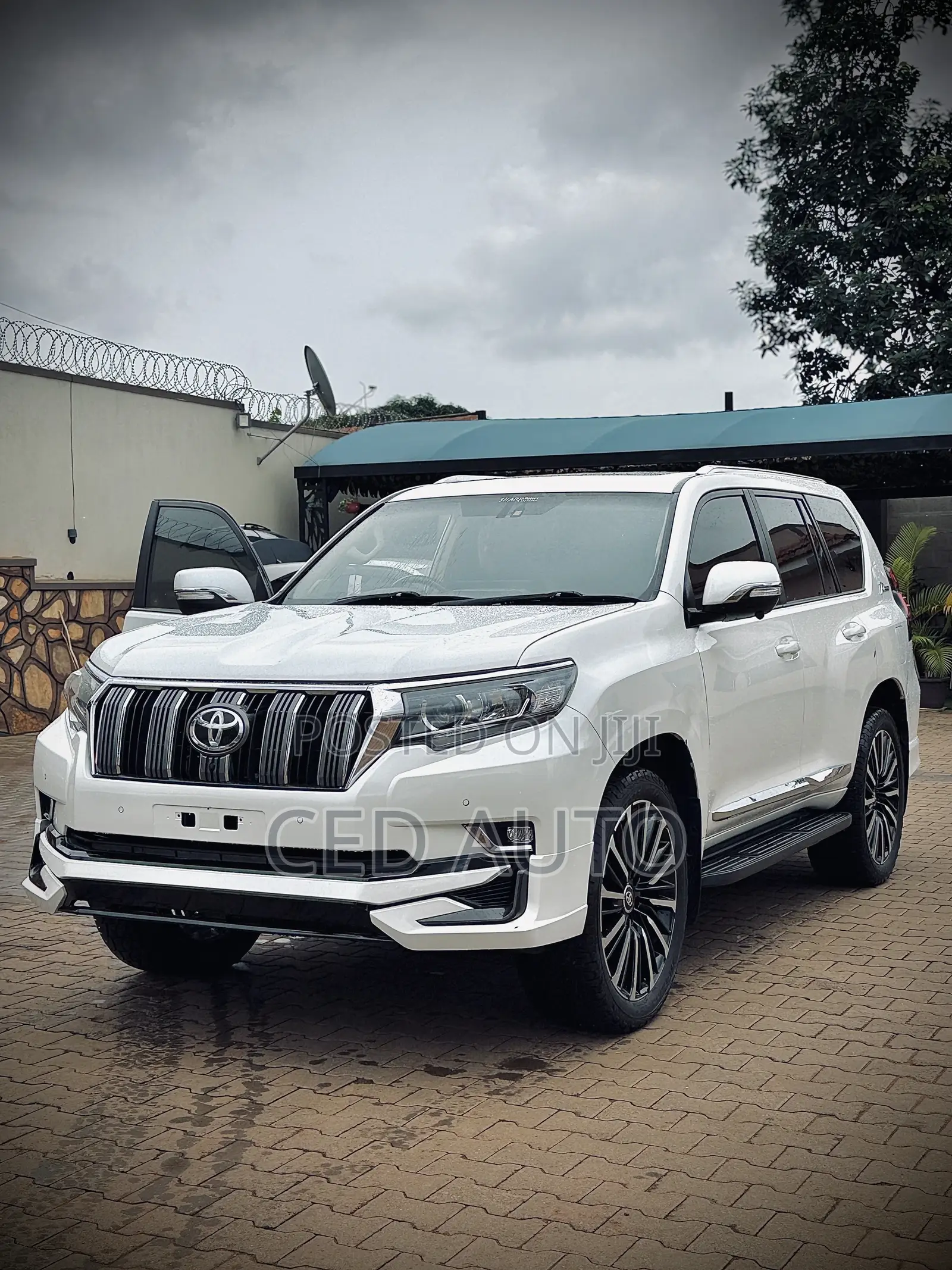 Toyota Land Cruiser Prado 2020 White