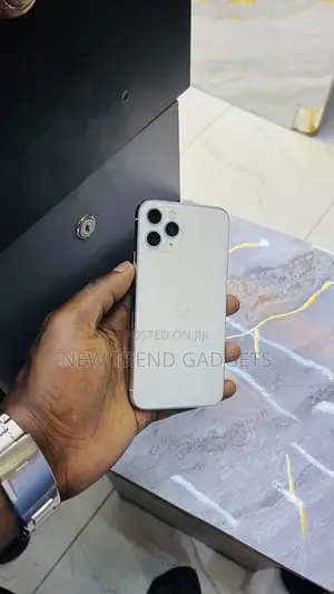 Apple iPhone 11 Pro 64 GB White