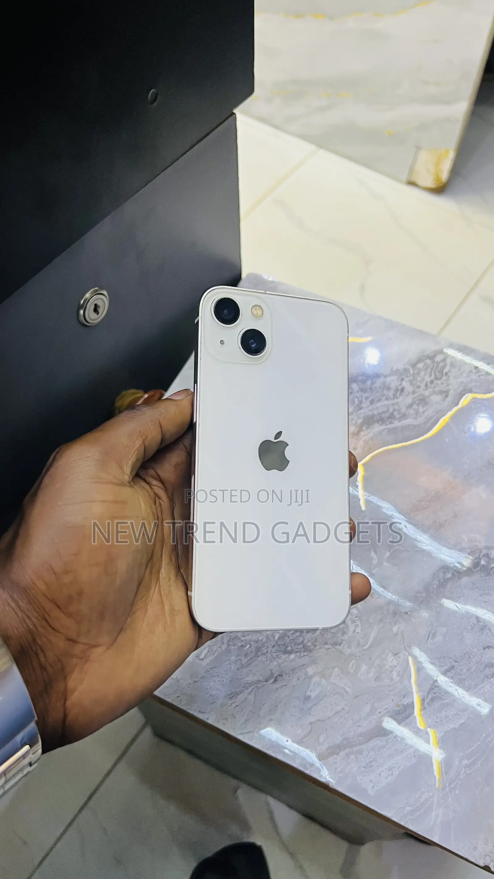 Apple iPhone 13 128 GB White