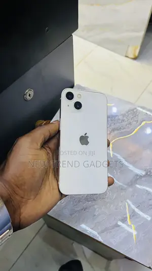 Apple iPhone 13 128 GB White