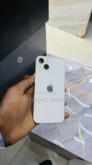 Apple iPhone 13 128 GB White