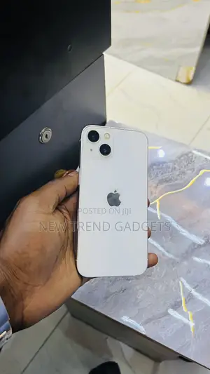 Apple iPhone 13 128 GB White