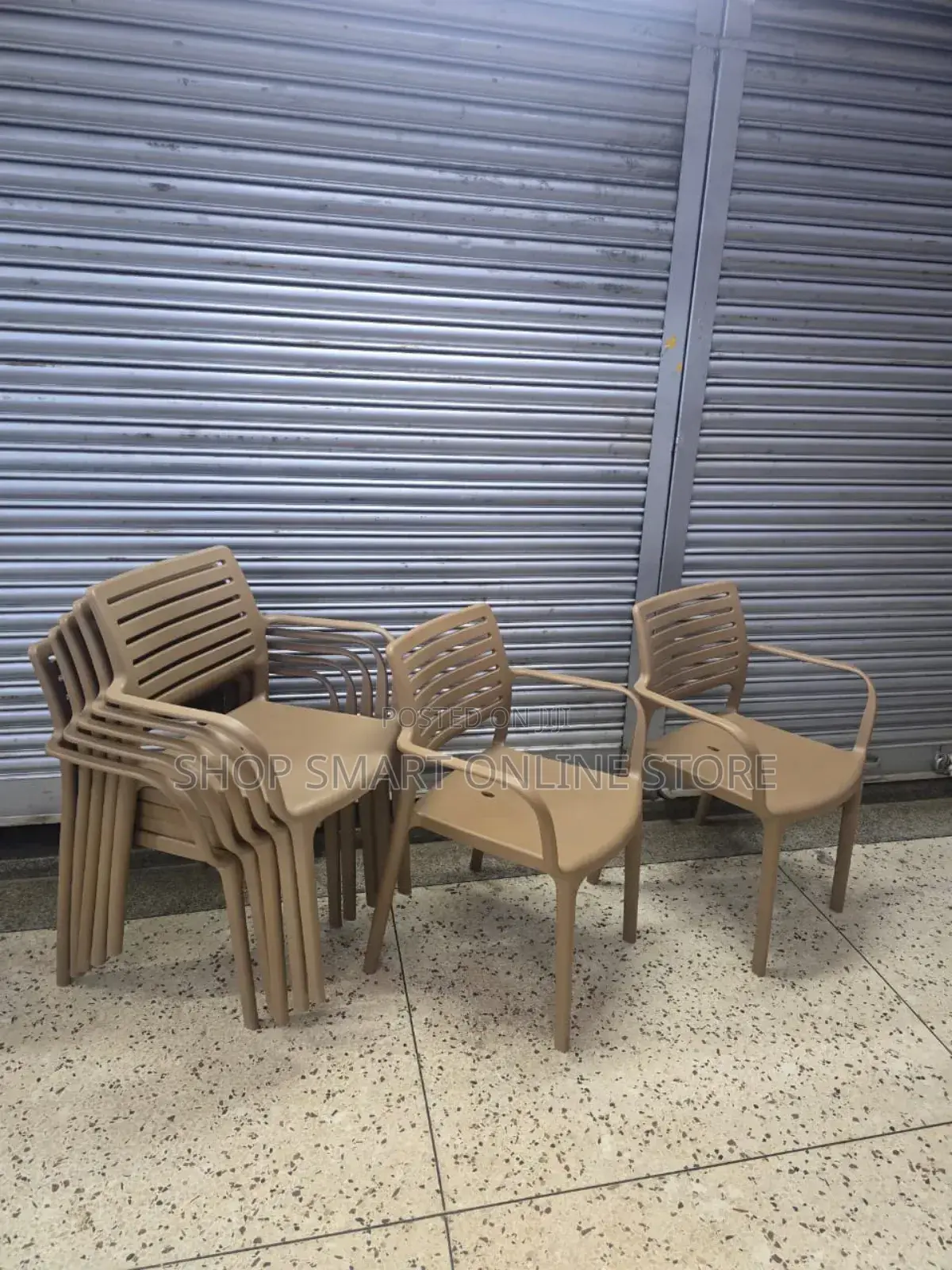 Mastered Plastic Chairs Plastic Chairs