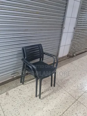 Monopolistic Plastic Chairs Plastic Chairs