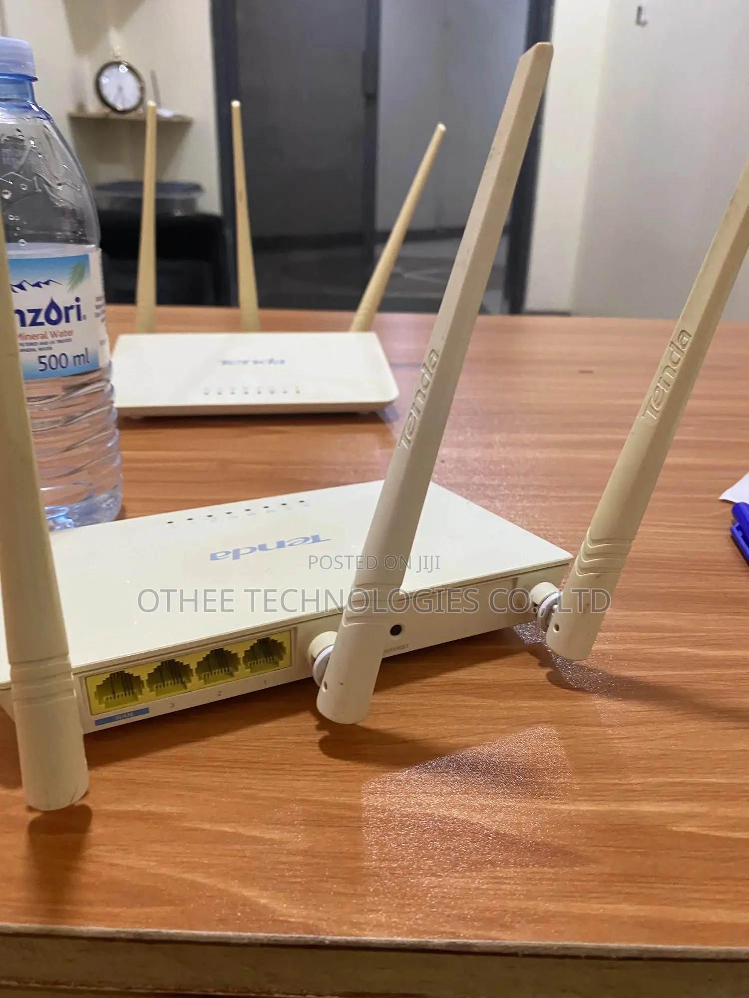 Tenda F3 Routers
