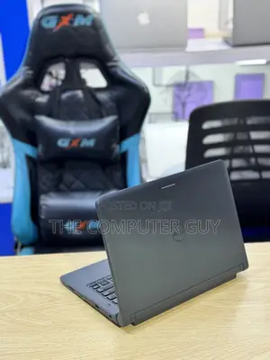 Laptop Dell Latitude 3350 4GB Intel Core i7 HDD+SSD 500GB