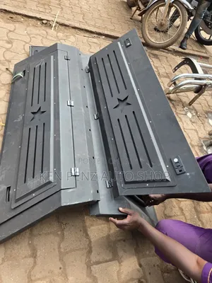 Heavy Duty Locking Storage Box Canopy for Hilux and Ford